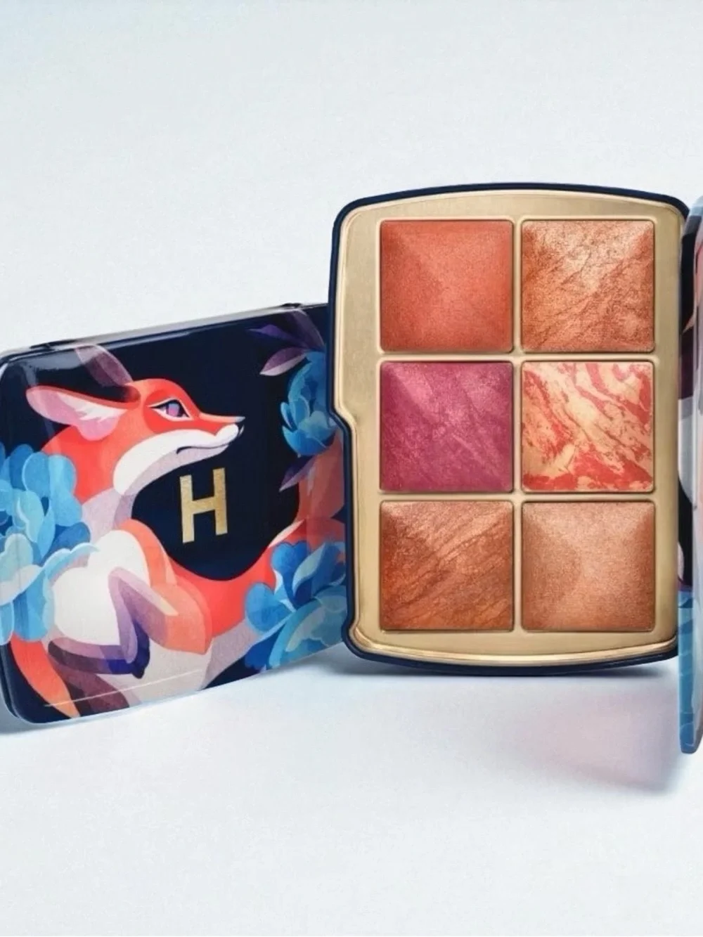 Hourglass Radiant Glow Palette — Peach, Coral & Rose Gold Highlighters